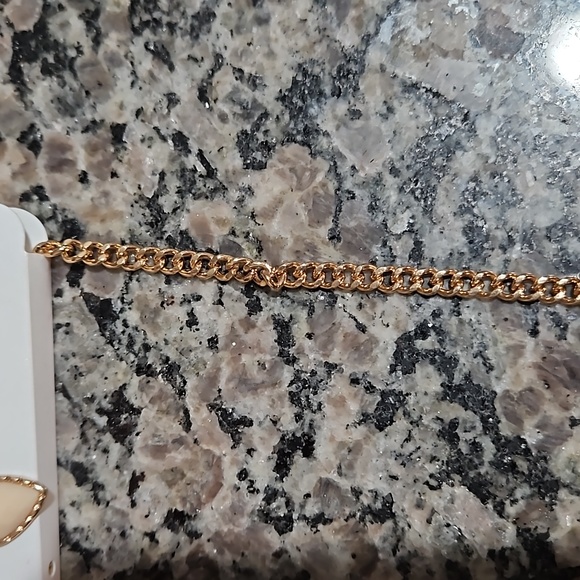 Icing brand, Cream colored Necklace and earring set - Picture 6 of 7